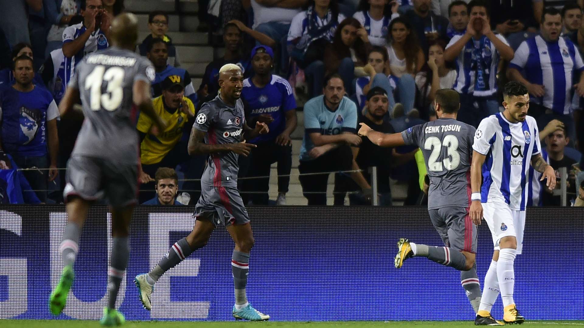 Talisca Porto Besiktas UCL 09132017
