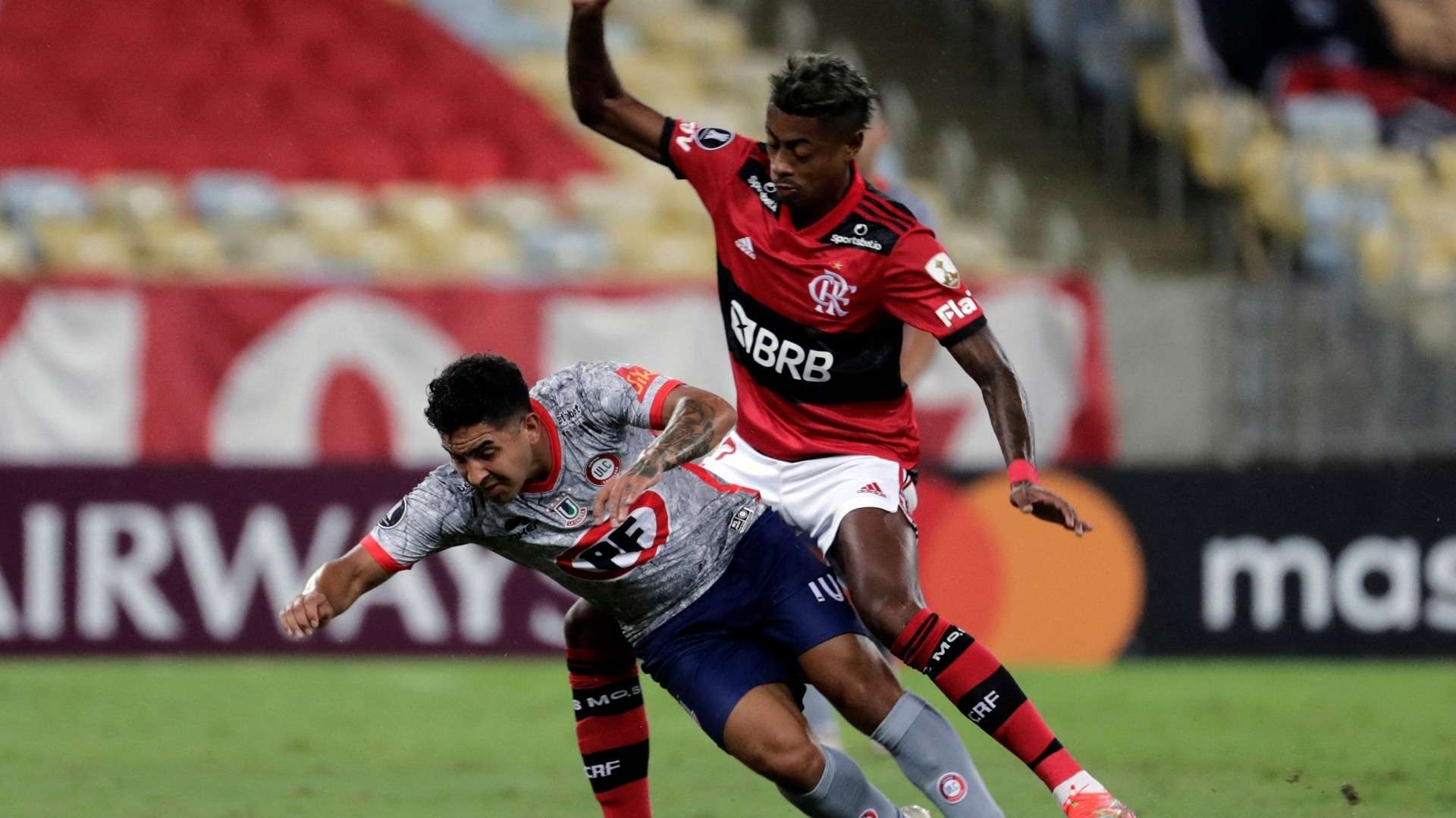 Jeisson Vargas e Bruno Henrique - Flamengo x La Calera Libertadores 27042021