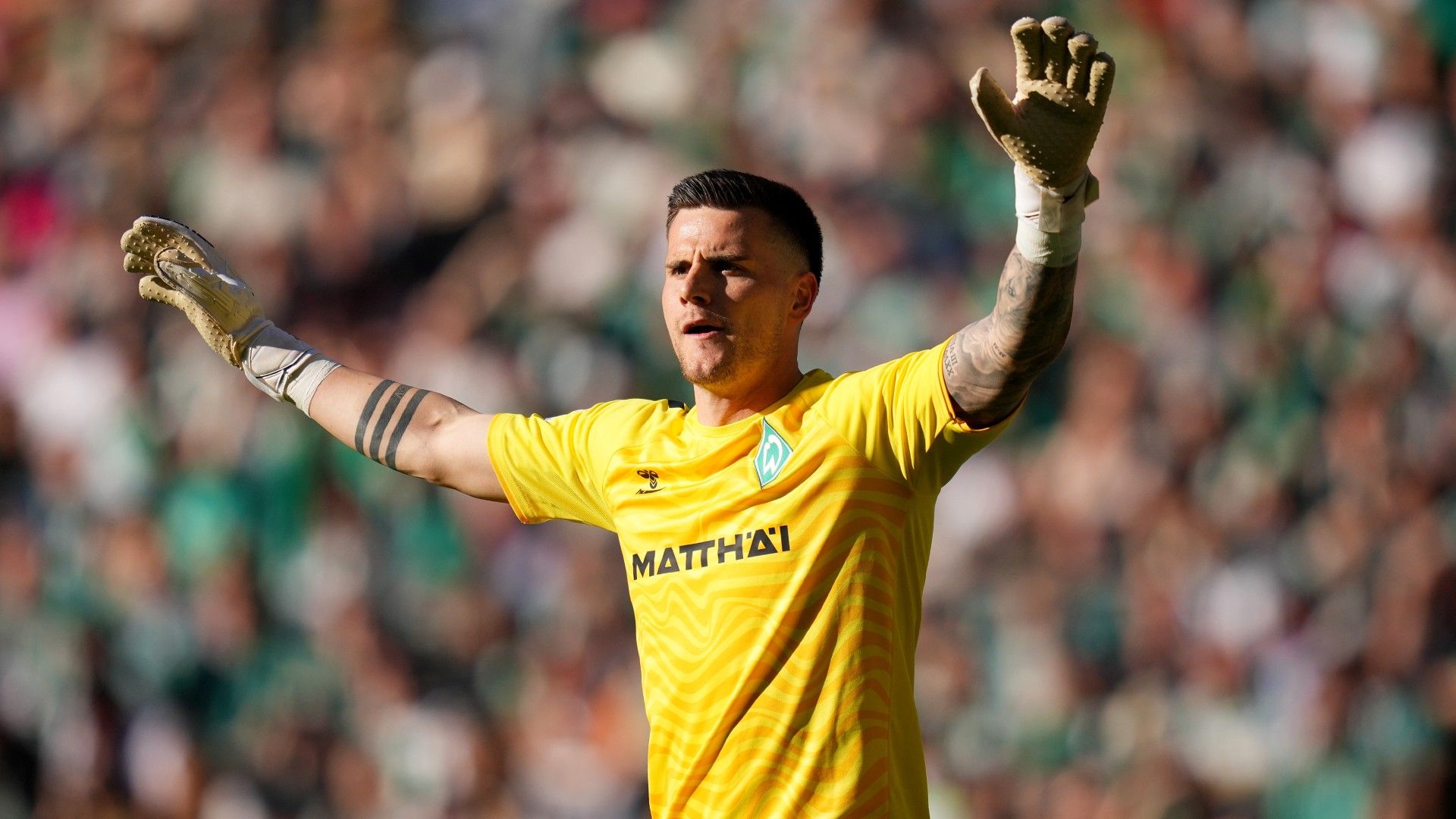 Michael Zetterer #1 of SV Werder Bremen gestures