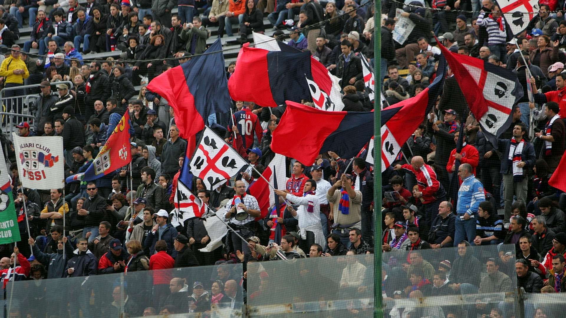 Cagliari tifosi Sant'Elia