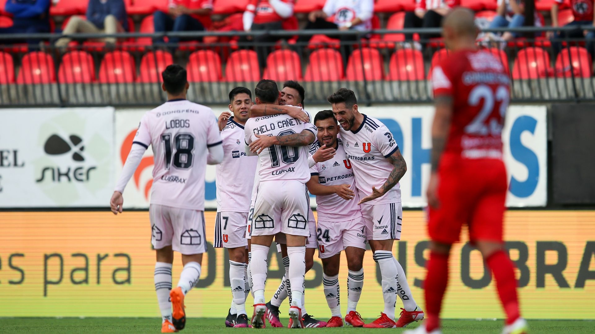 Joaquín Larrivey Universidad de Chile La Calera