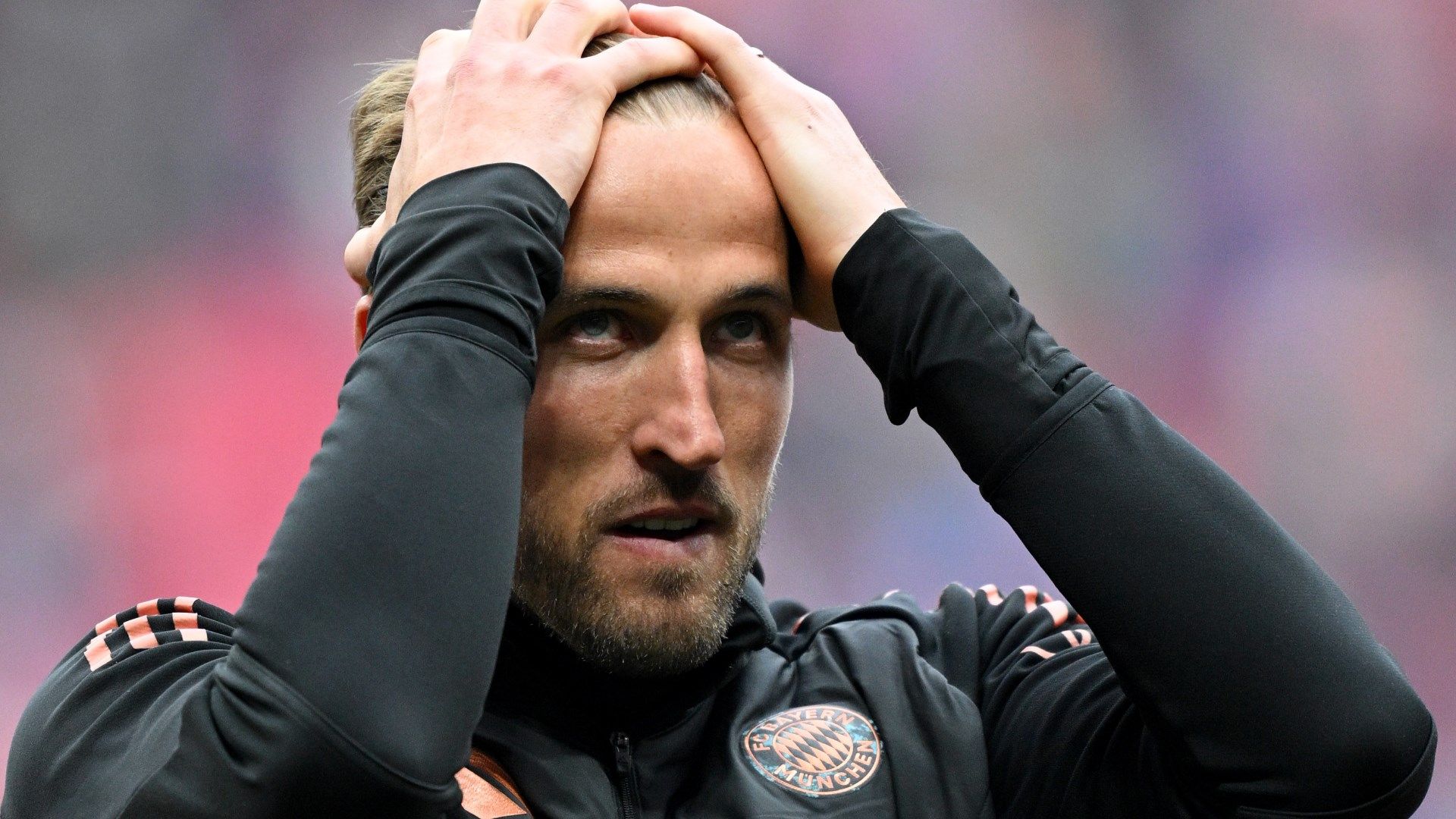 'Worst jersey in 40 years!' - Bayern Munich fans rage over release of 'hideous' new home kit as Harry Kane & Co forced to don 'Santa beards' | Goal.com UK