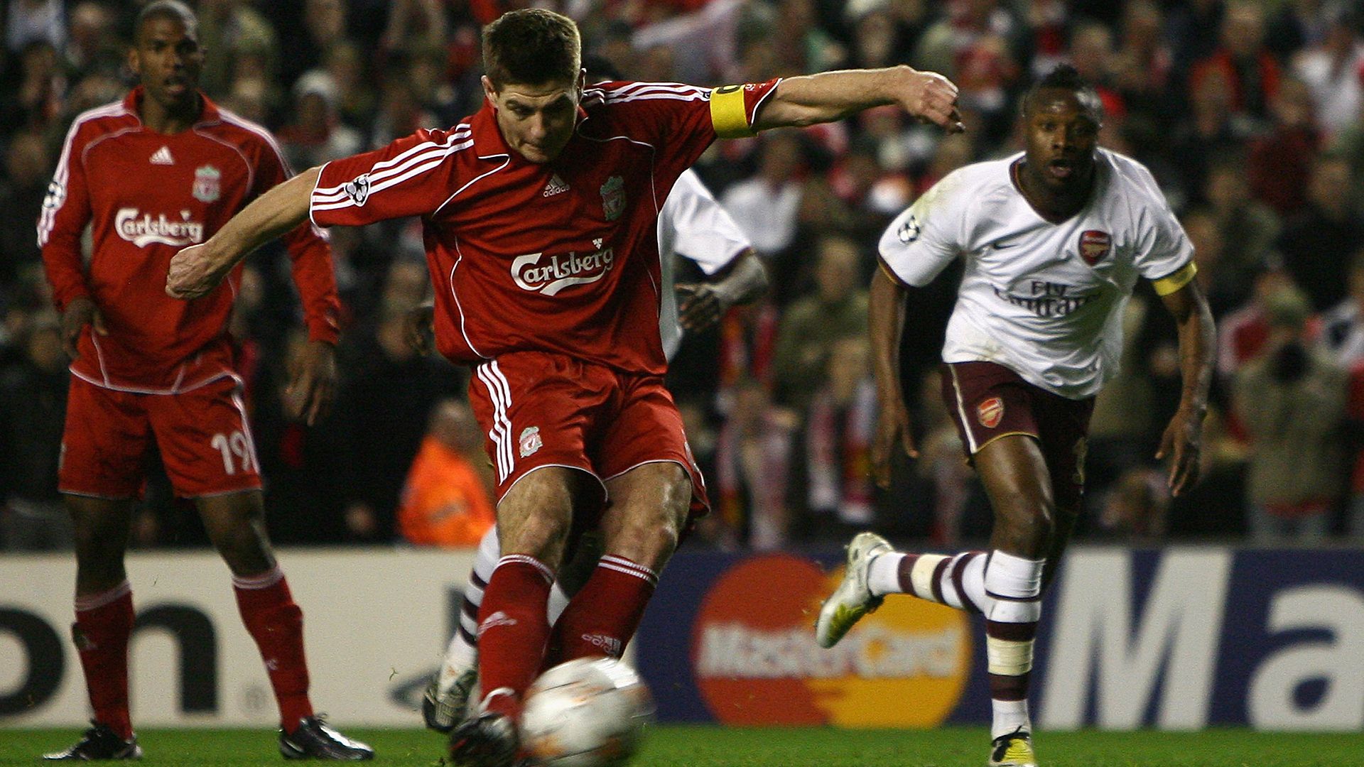 Gerrard Liverpool Arsenal 04082008