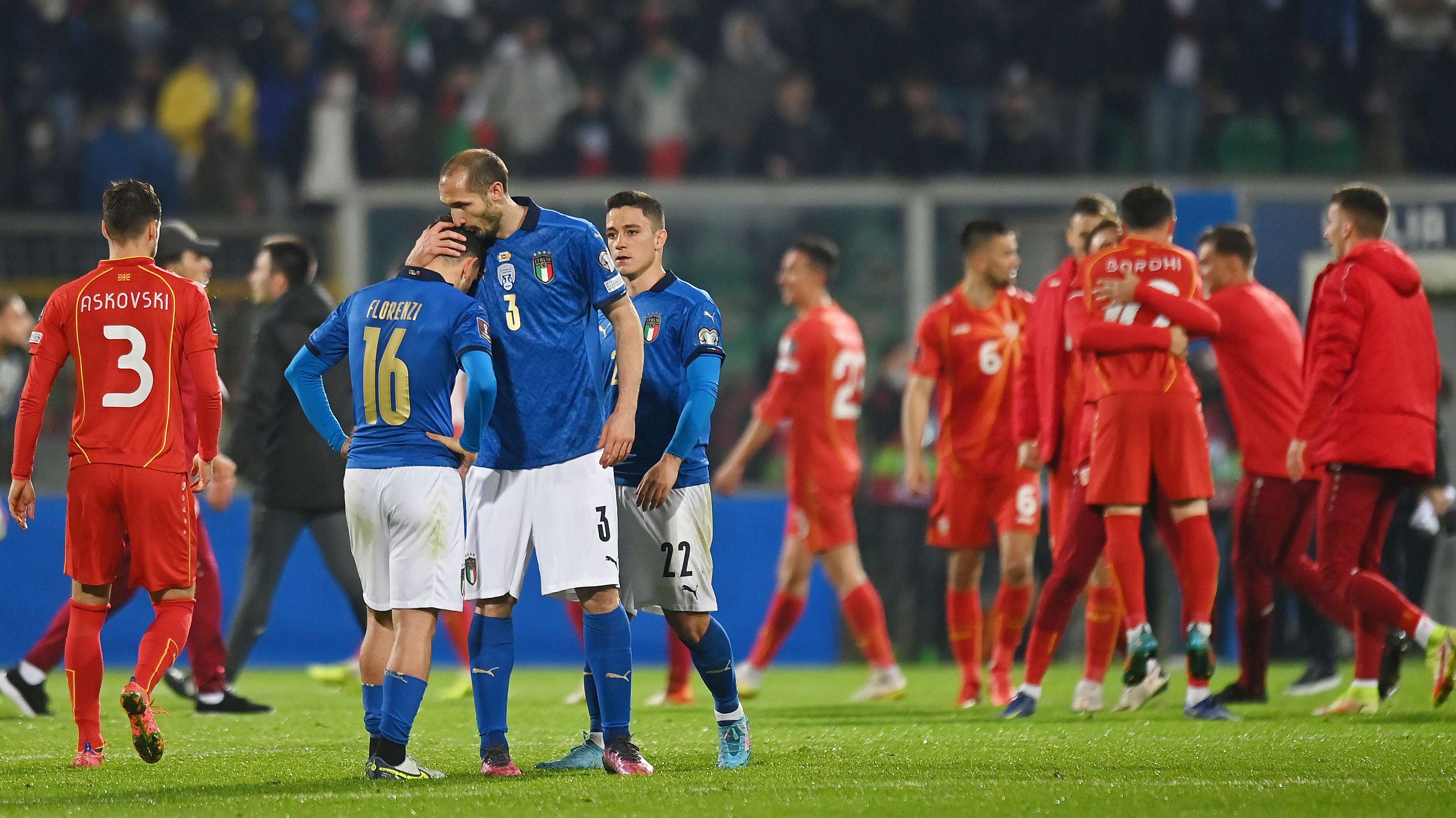 Alessandro FLorenzi Giorgio Chiellini Italy North Macedonia