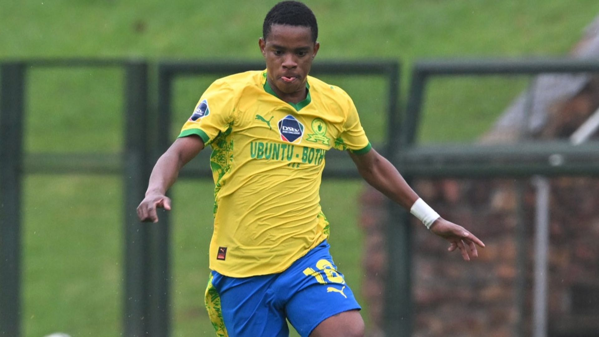 Siyabonga Mabena, Mamelodi Sundowns