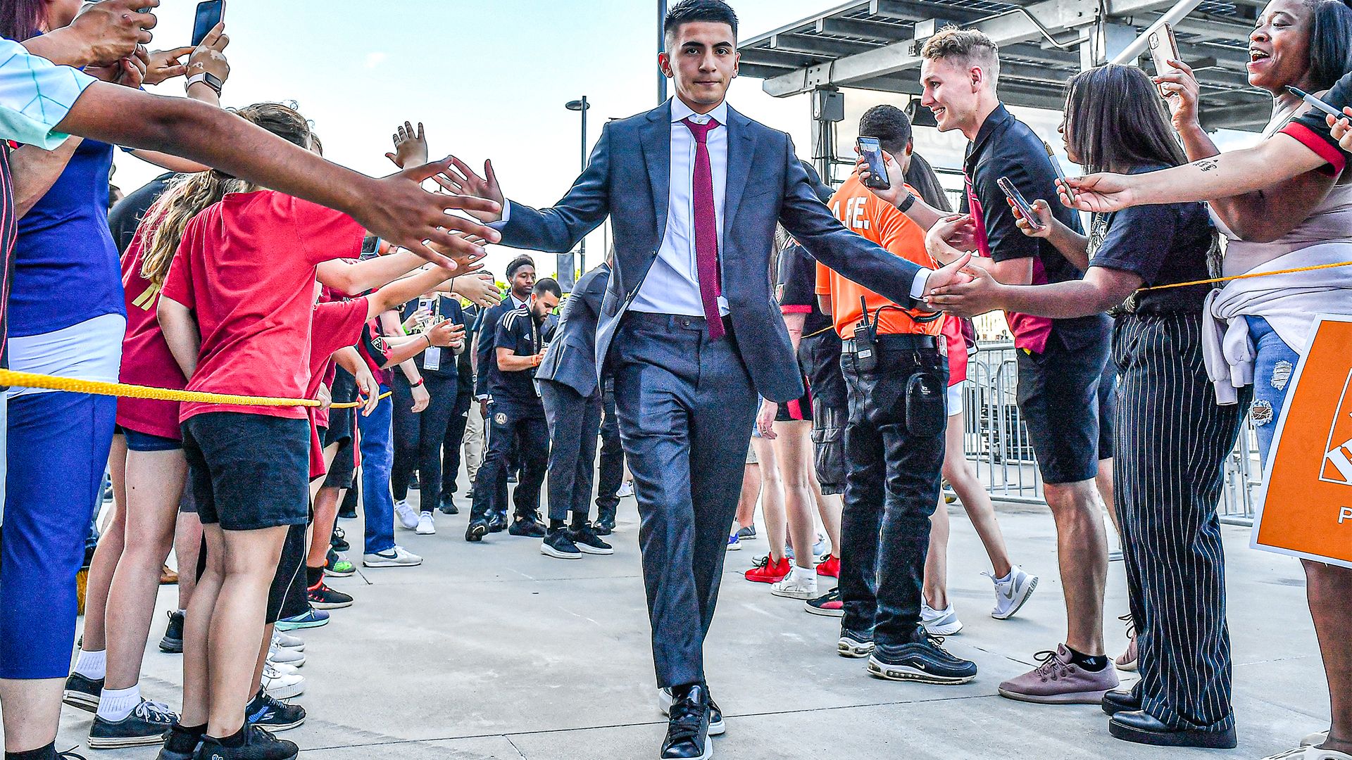 Thiago Almada fans 2022