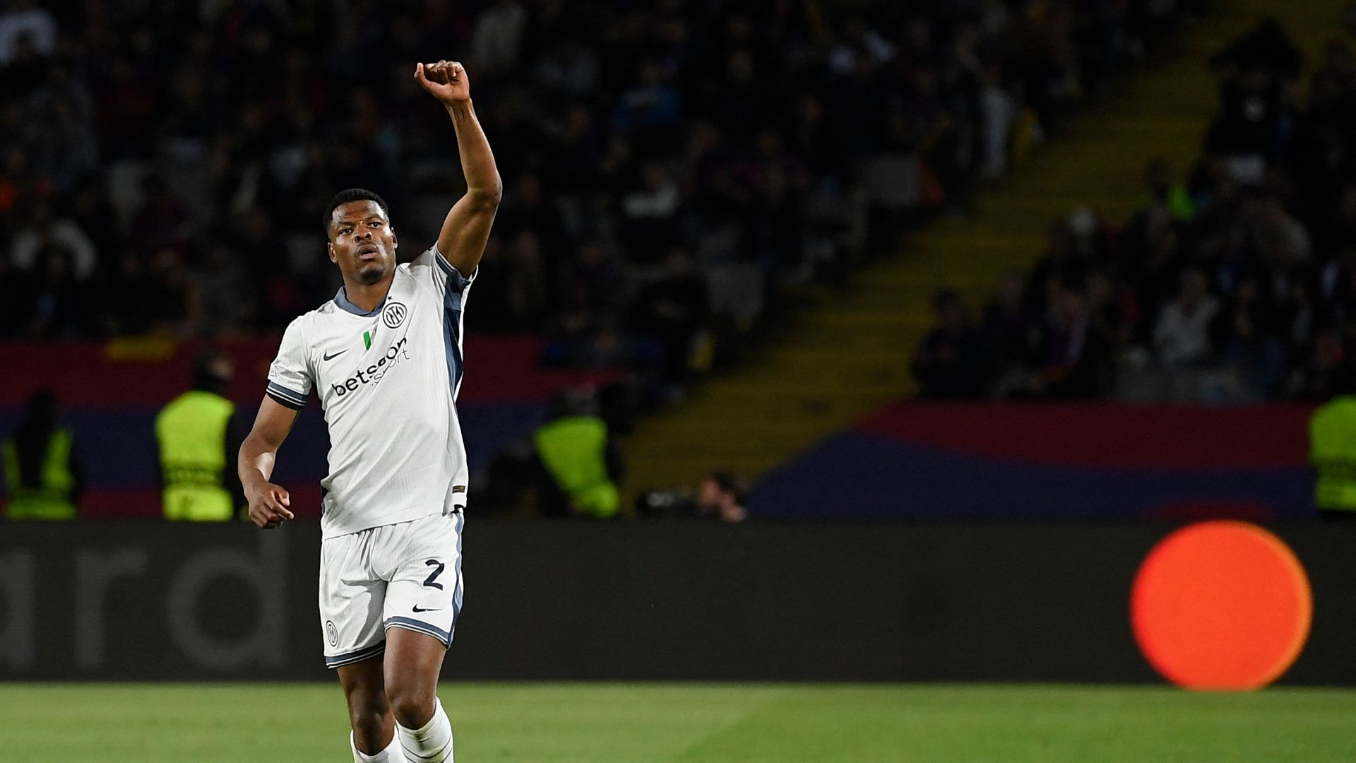 Denzel Dumfries Barcellona Inter