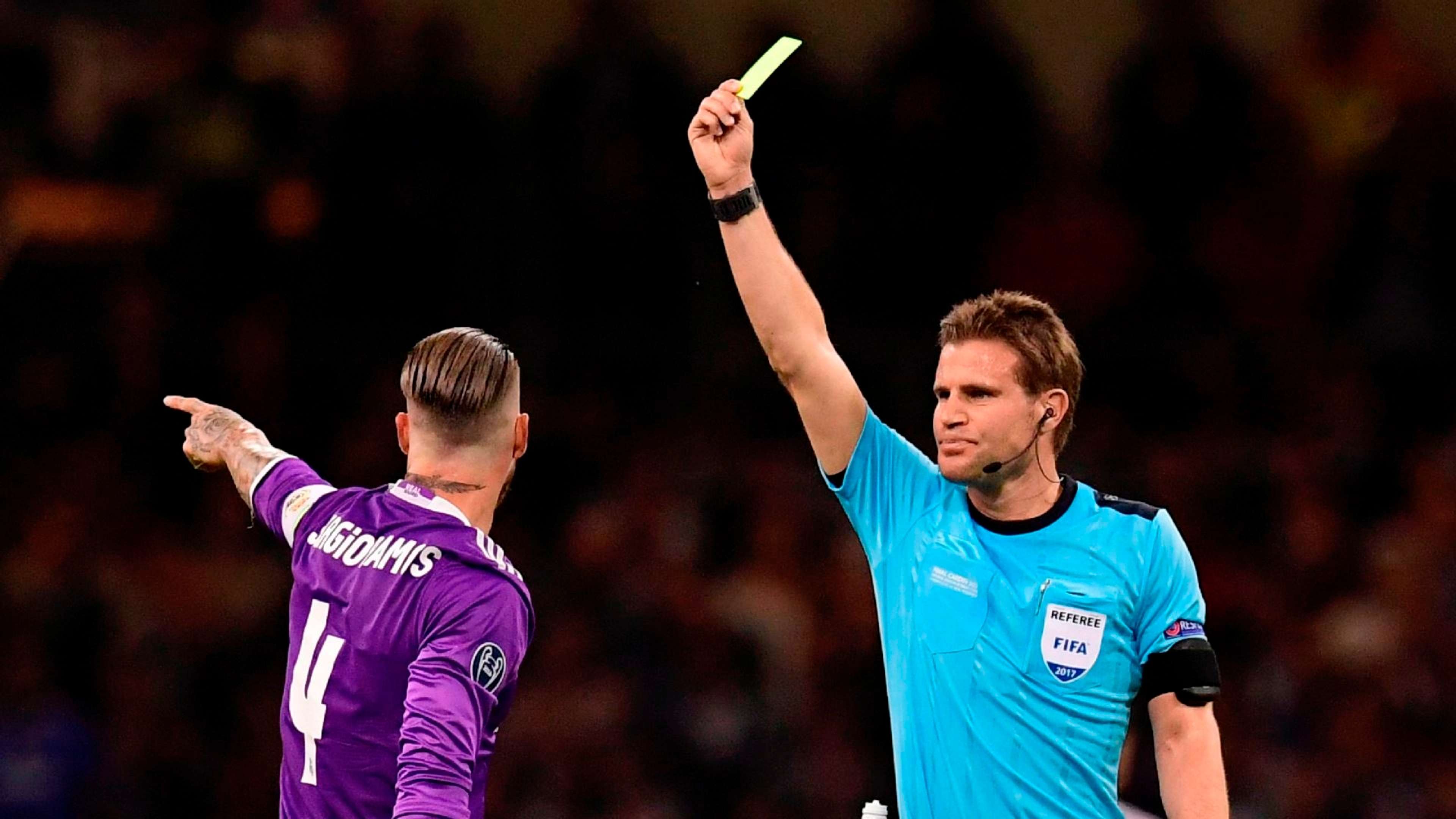 Sergio Ramos and referee Felix Brych Juventus Real Madrid UCL 030620017