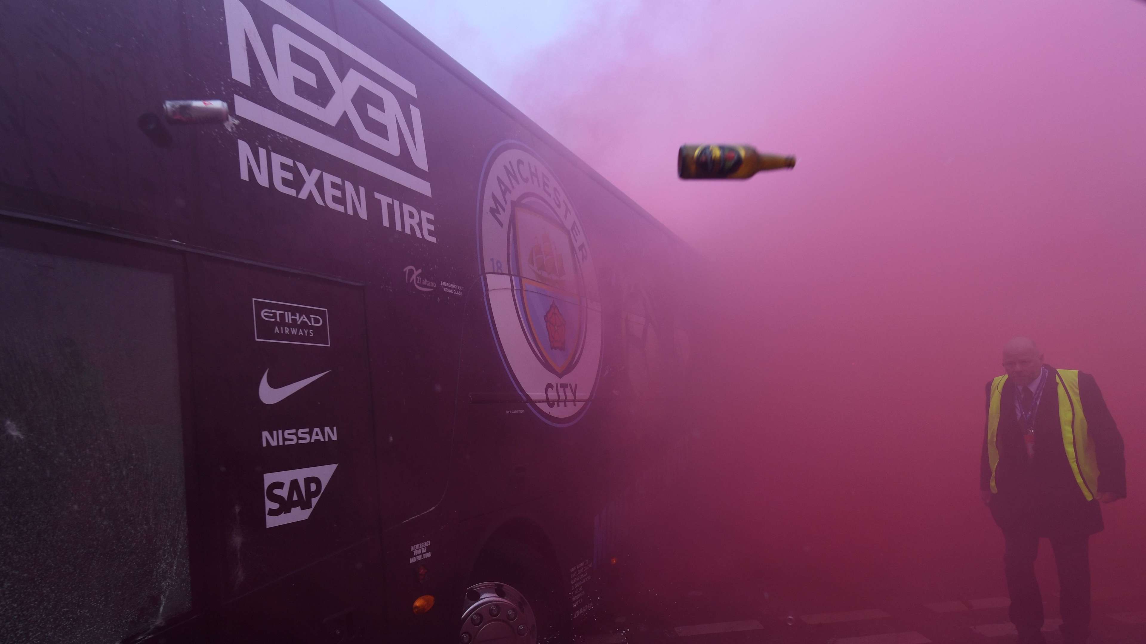 Manchester City team bus Liverpool 2018