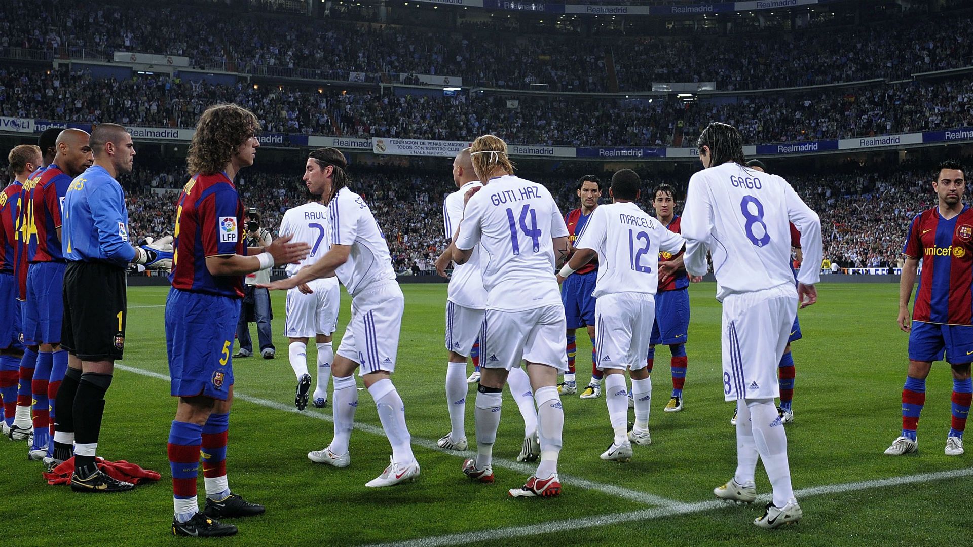 Barcelona Real Madrid guard of honour pasillo