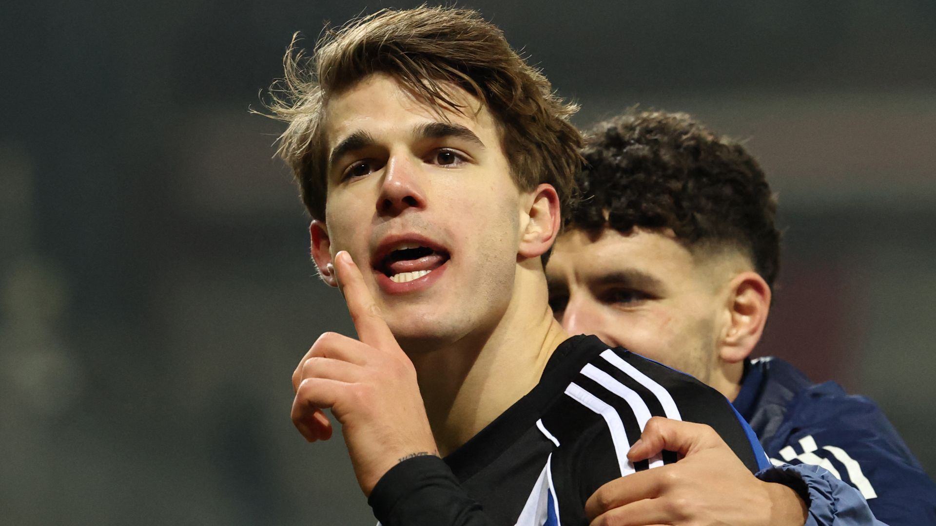 Luka Vuskovic Hamburg 2025-26