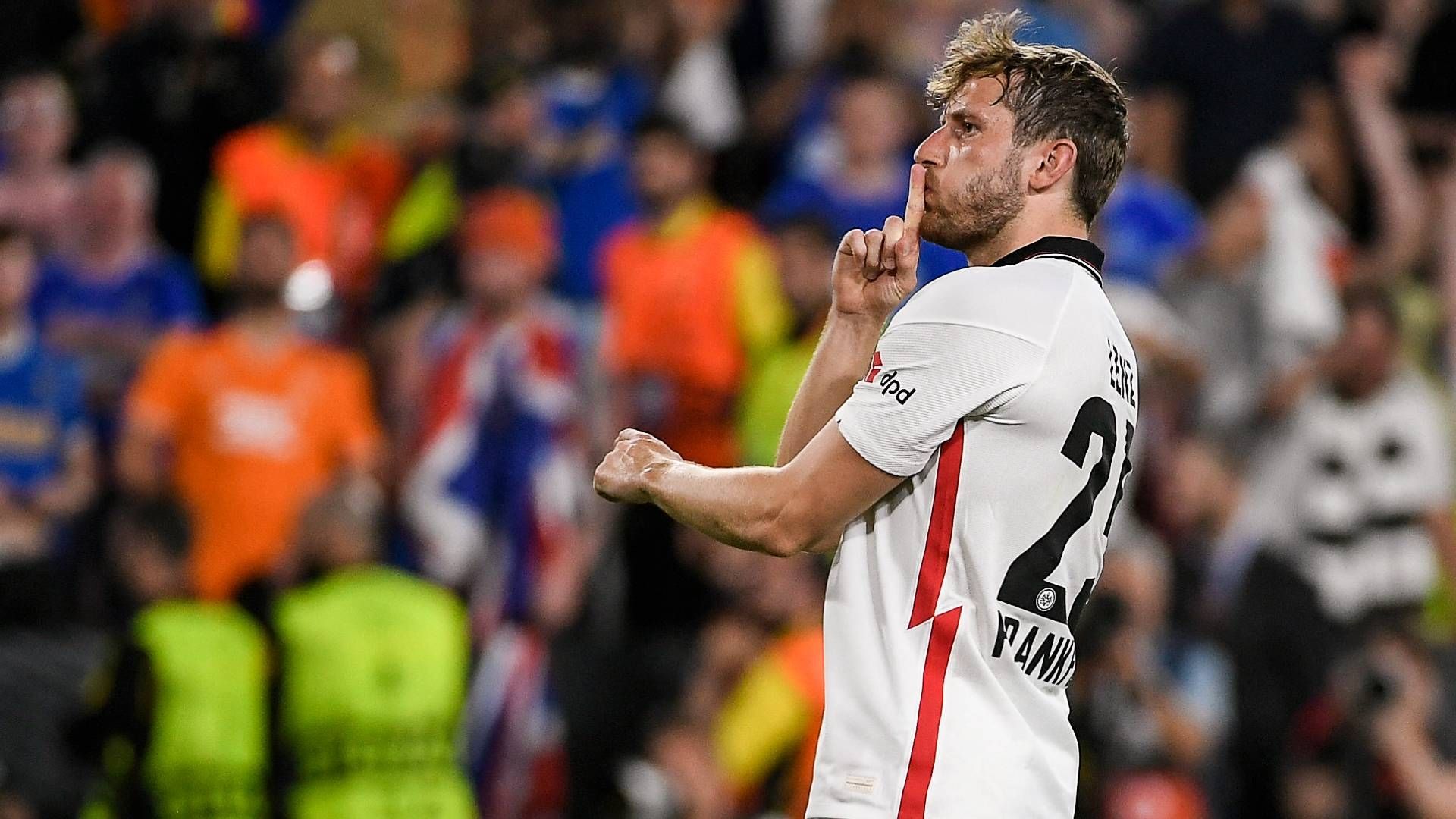 Christopher Lenz Eintracht Frankfurt 20220518