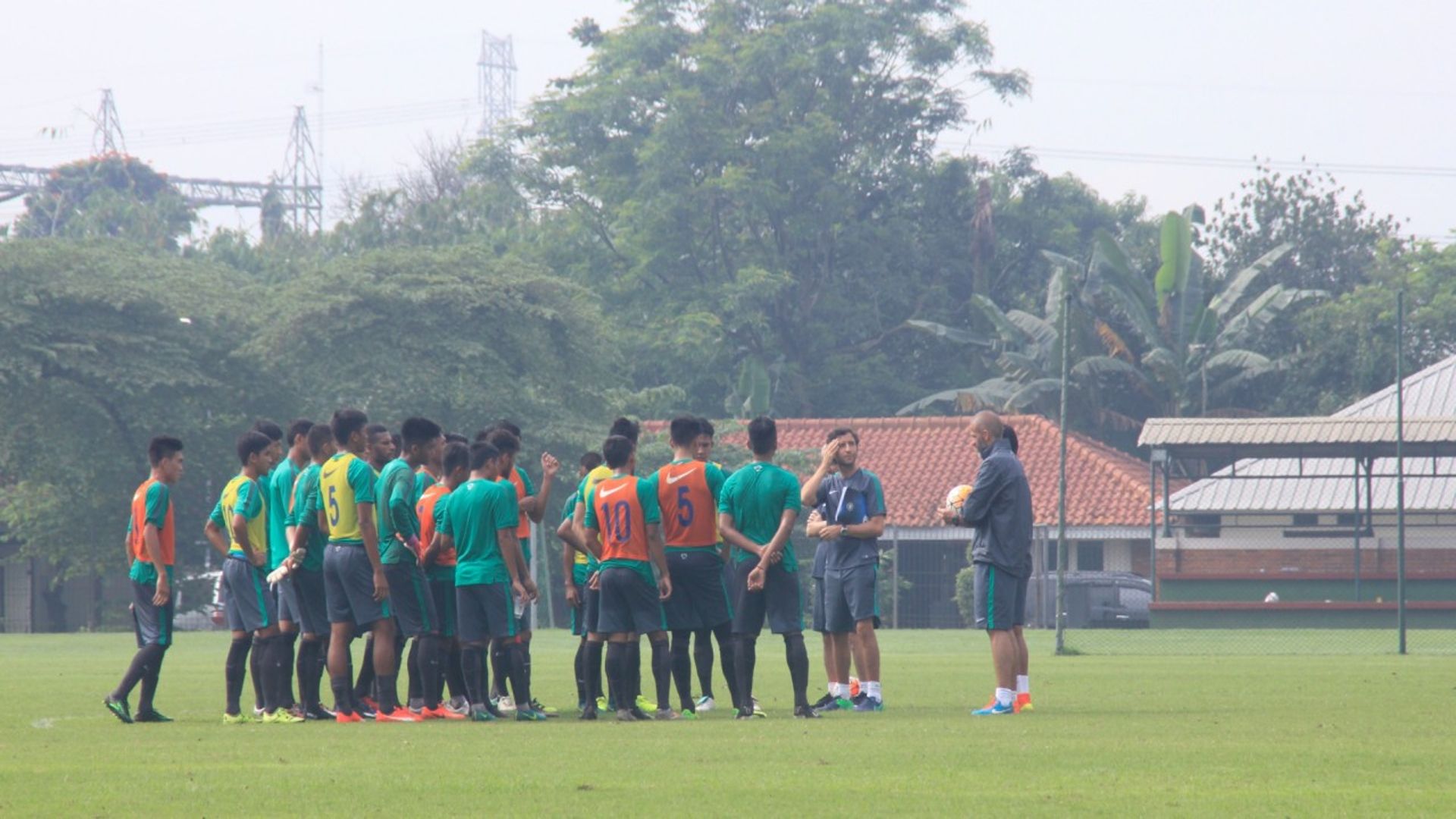 Latihan Timnas Indonesia U-22