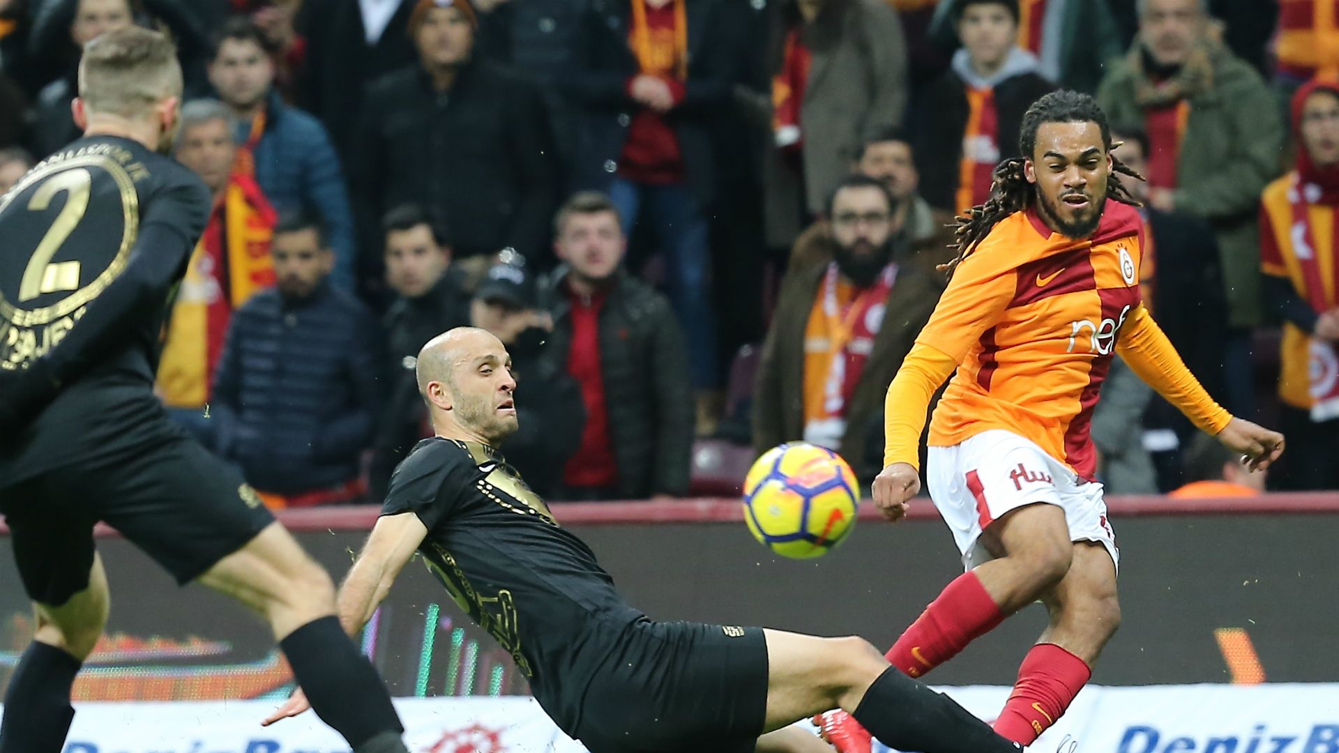 Jason Denayer Galatasaray Osmanlispor 01272018