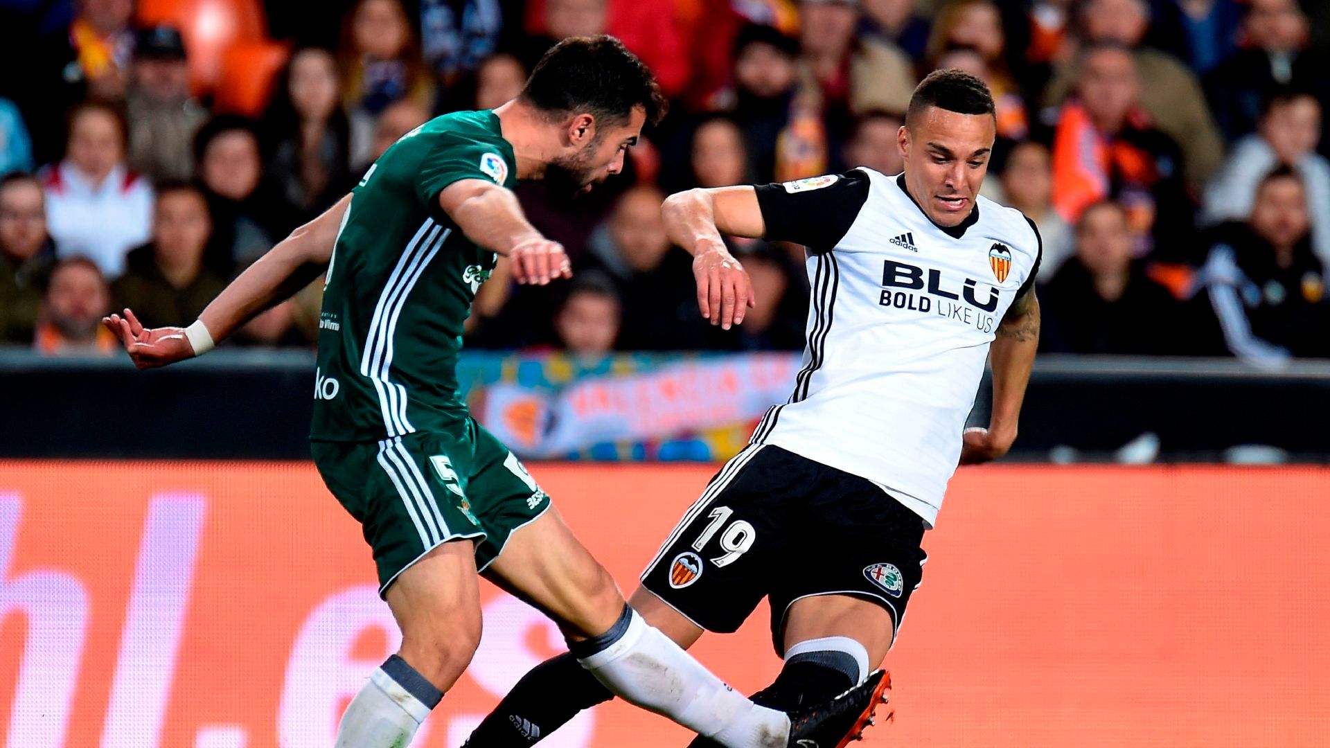 Jordi Amat Vs Rodrigo Moreno