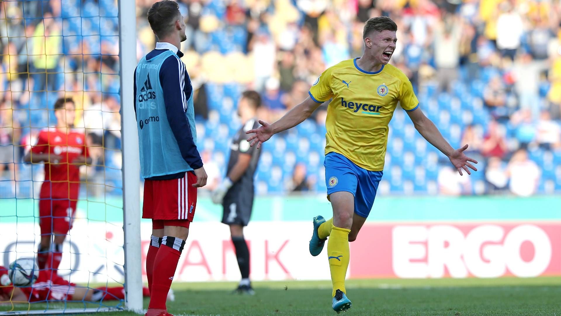 Eintracht Braunschweig Luc Ihorst Jubel