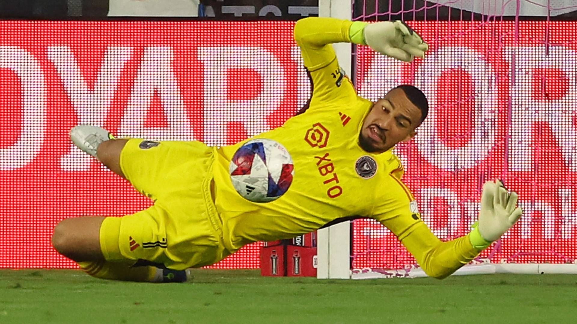 callender inter miami messi debut