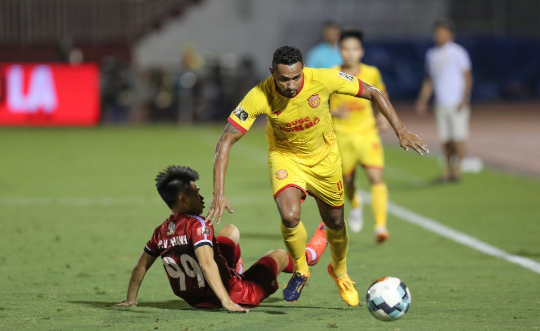 Diogo Pereira Ho Chi Minh City vs Nam Dinh V.League 2019