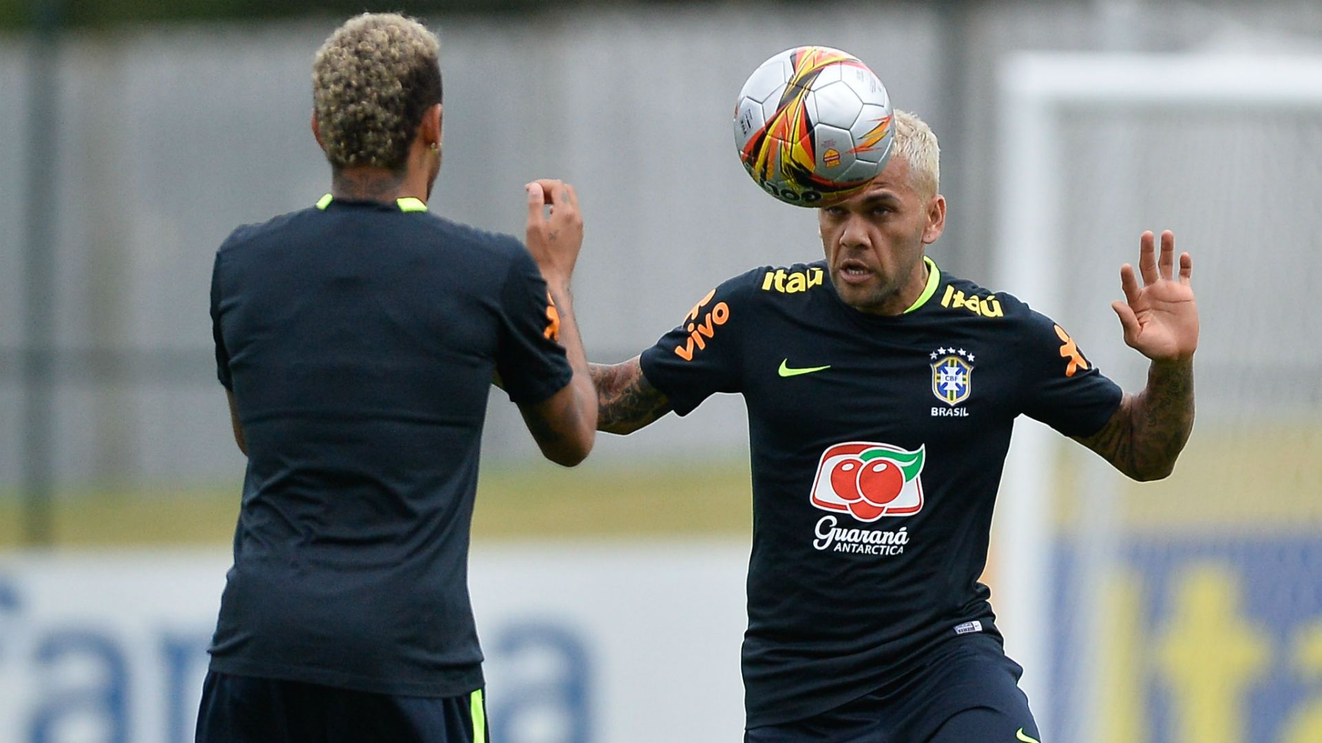 Neymar Daniel Alves treino Seleção Brasil 03 10 2017
