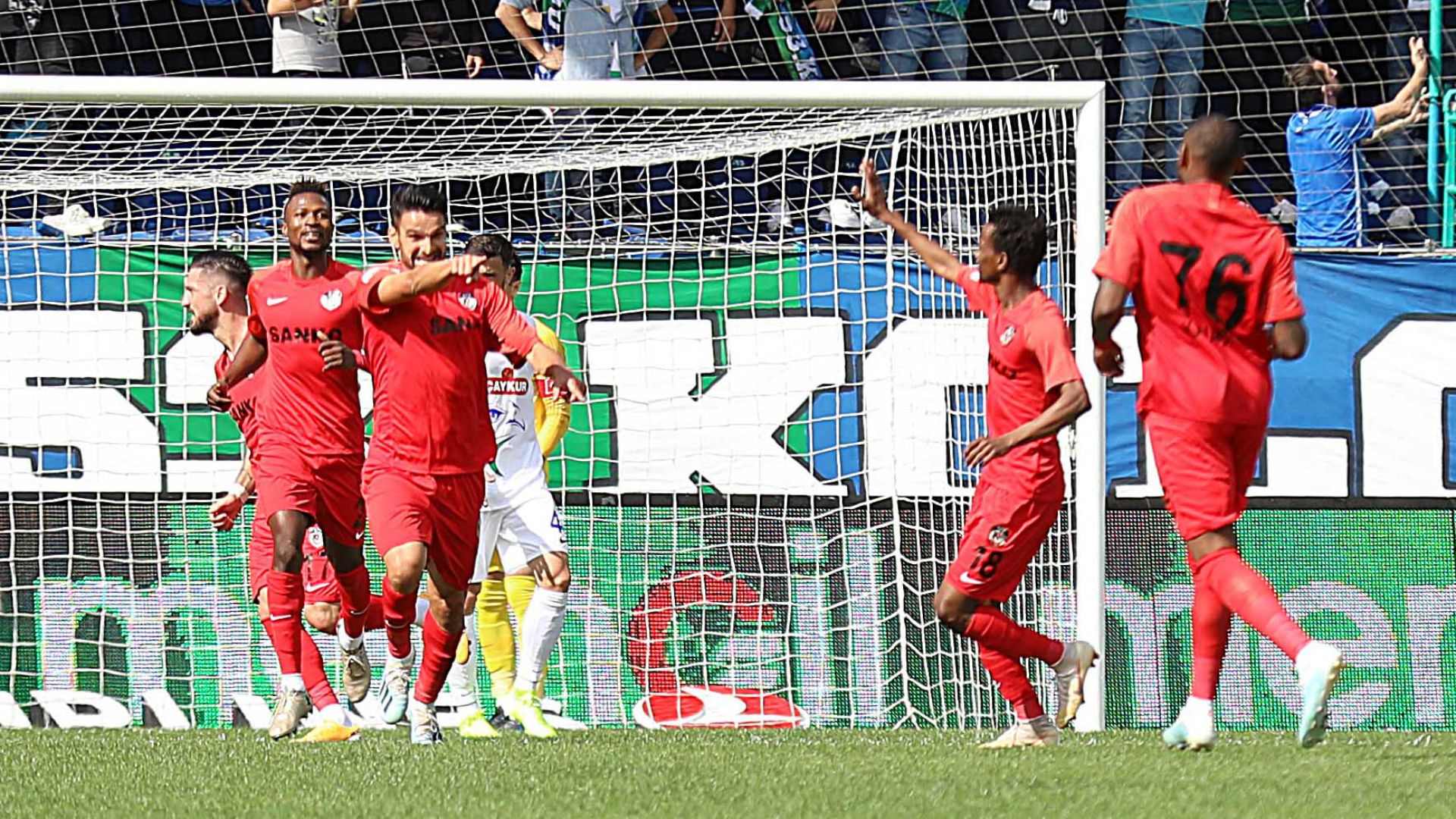 Caykur Rizespor Gazisehir Gaziantep Turkish Super League 09222019