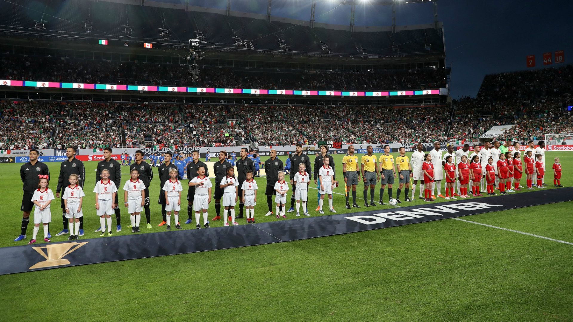 Selección mexicana vs Canadá 260619