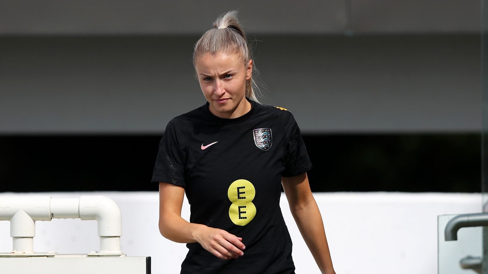 Leah Williamson England Women 2022