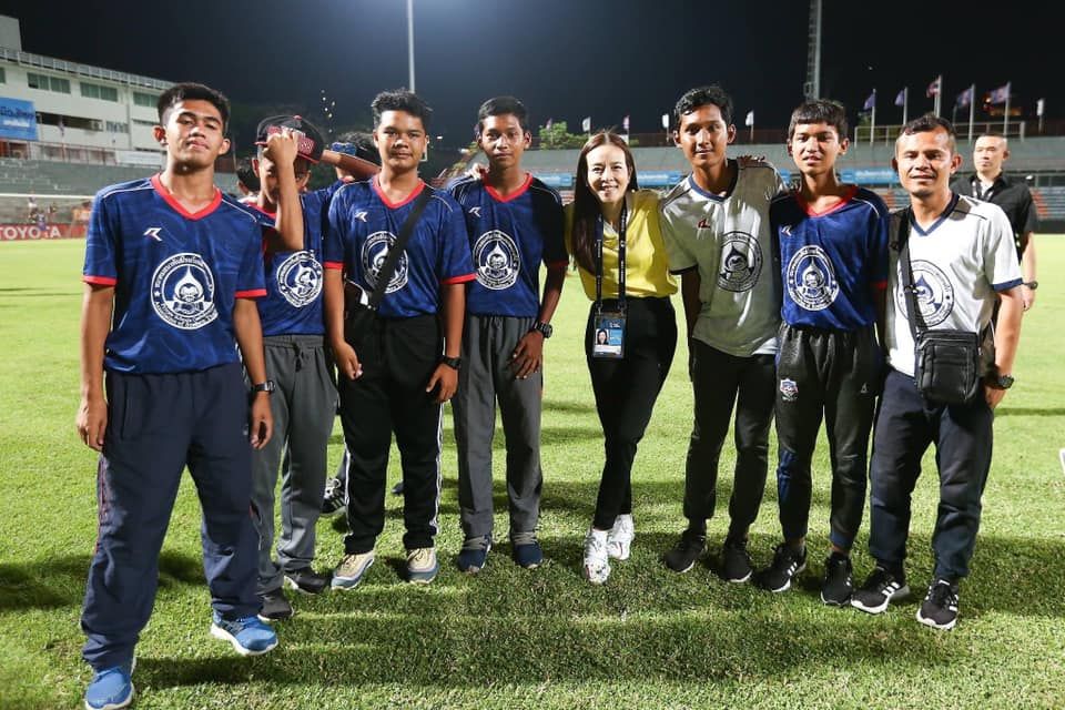 นวลพรรณ ล่ำซำ