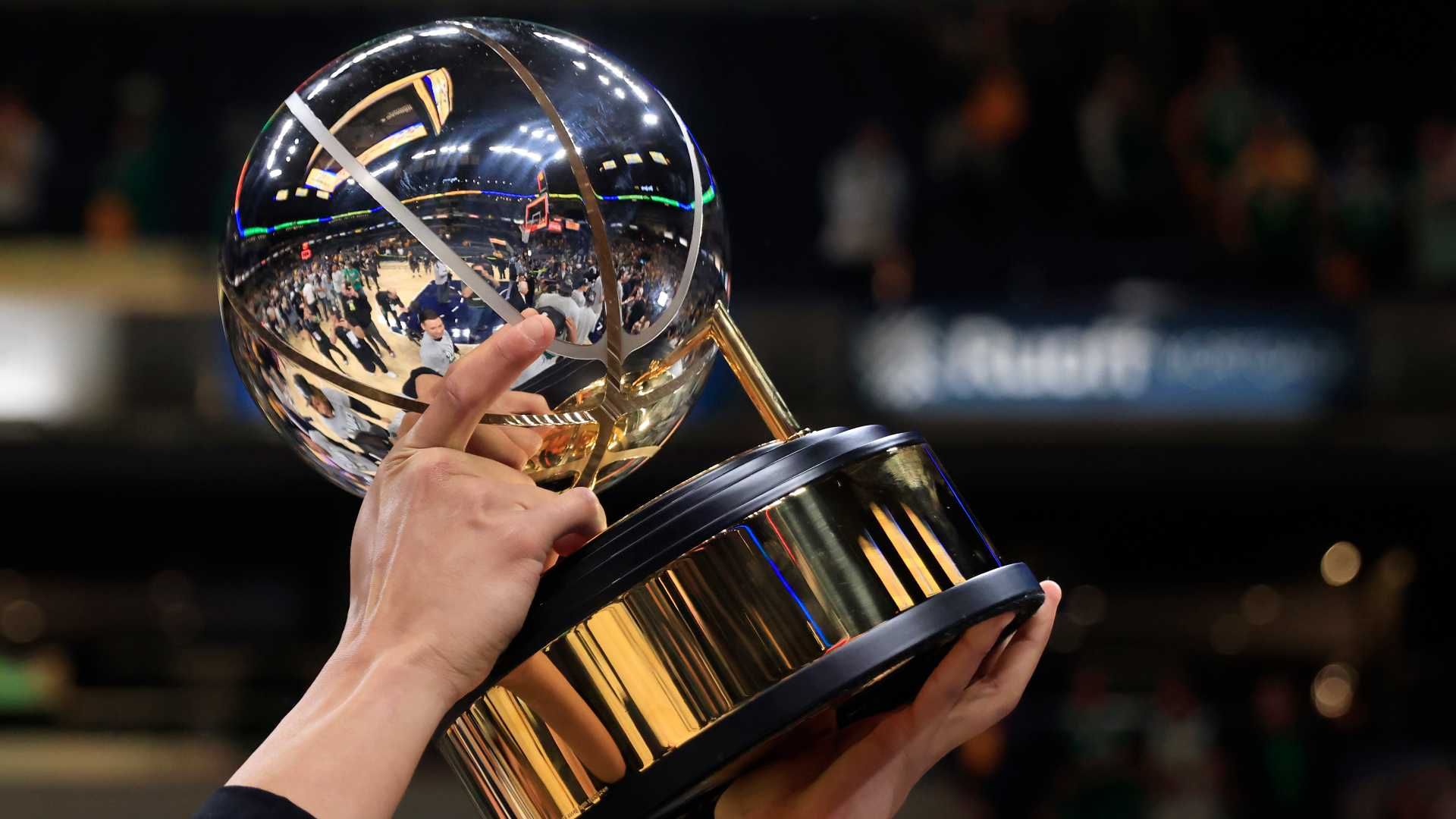 nba trophy