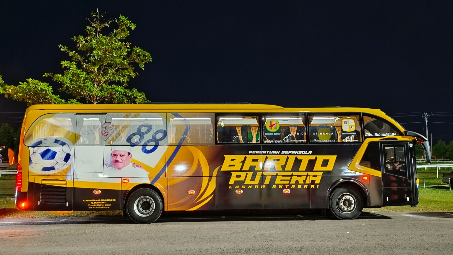 Bus Barito Putera