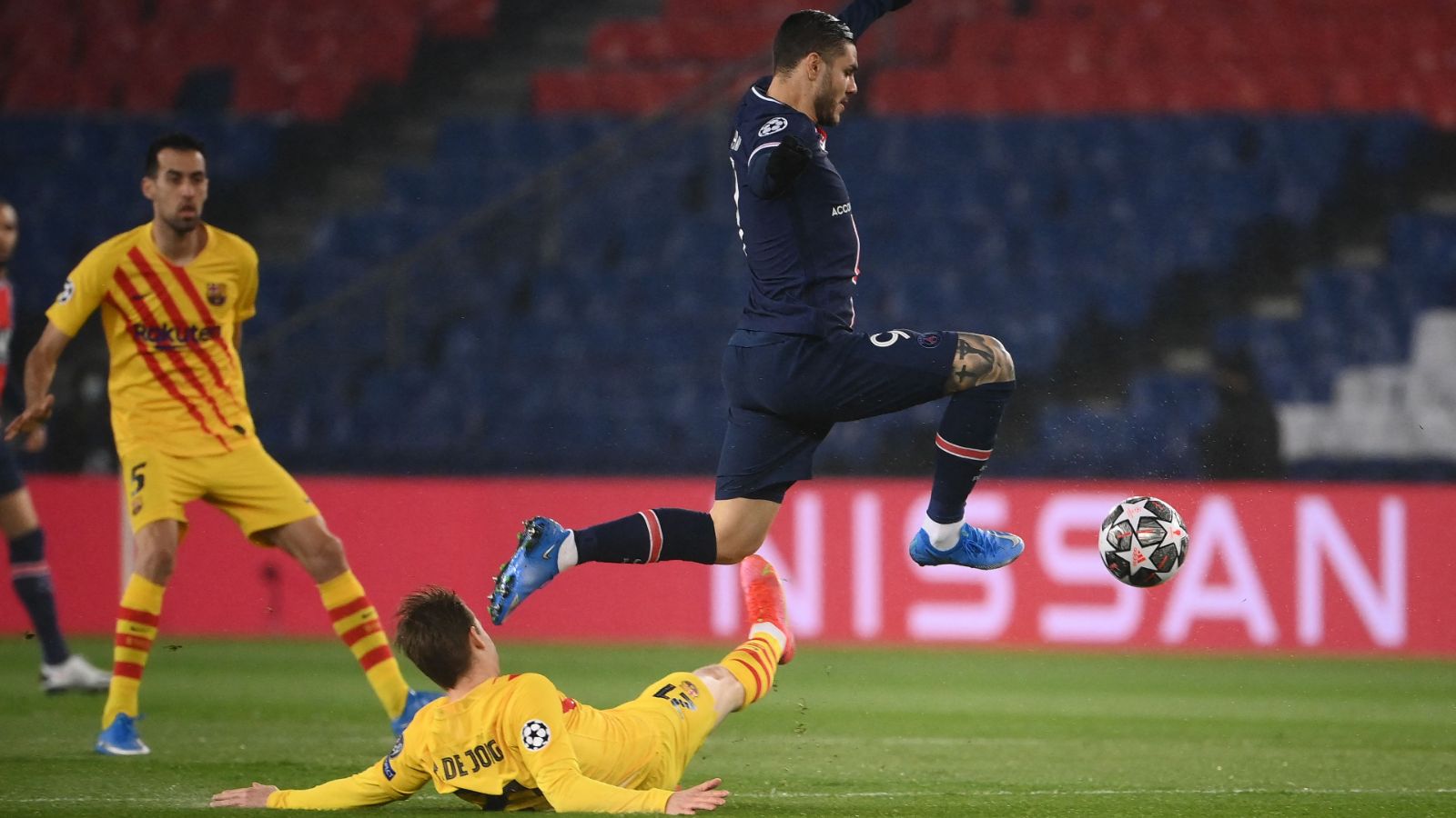 Icardi De Jong PSG Barcelona Champions League