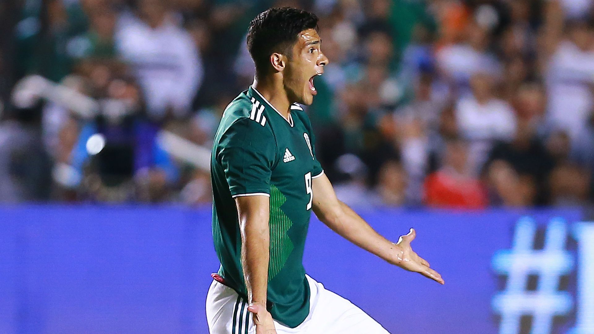 Raul Jimenez Mexico Chile 16102018