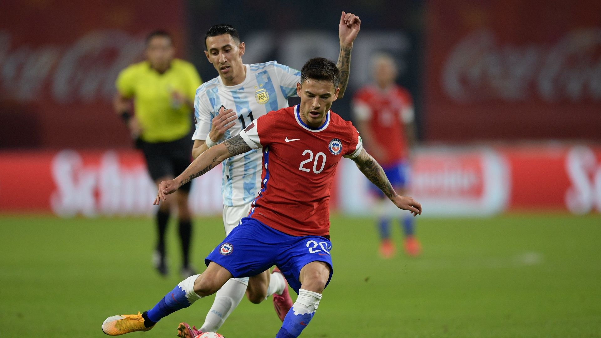 Charles Aránguiz Ángel Di María