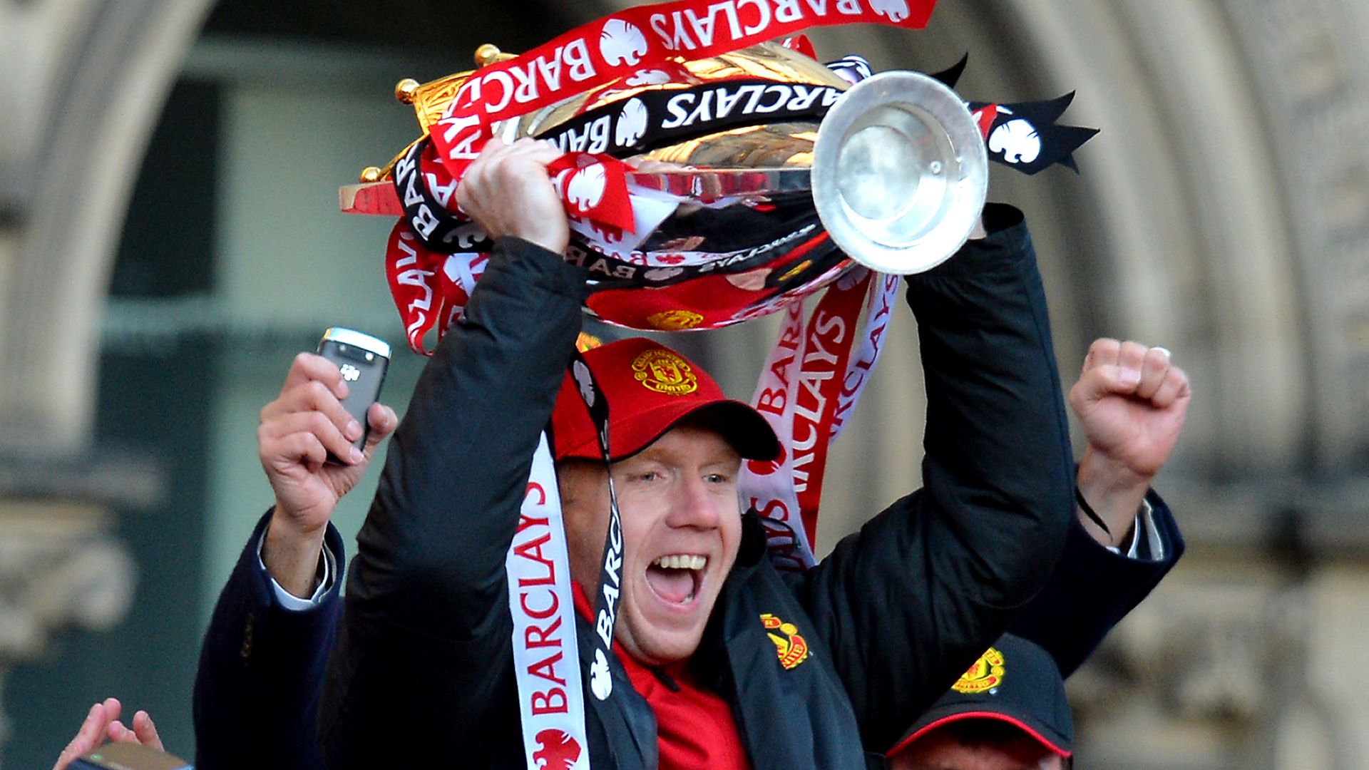 Paul Scholes Manchester United Premier League trophy