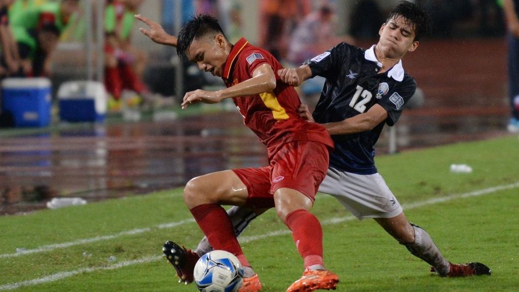 Tiền vệ trung tâm In Sodavid / Campuchia