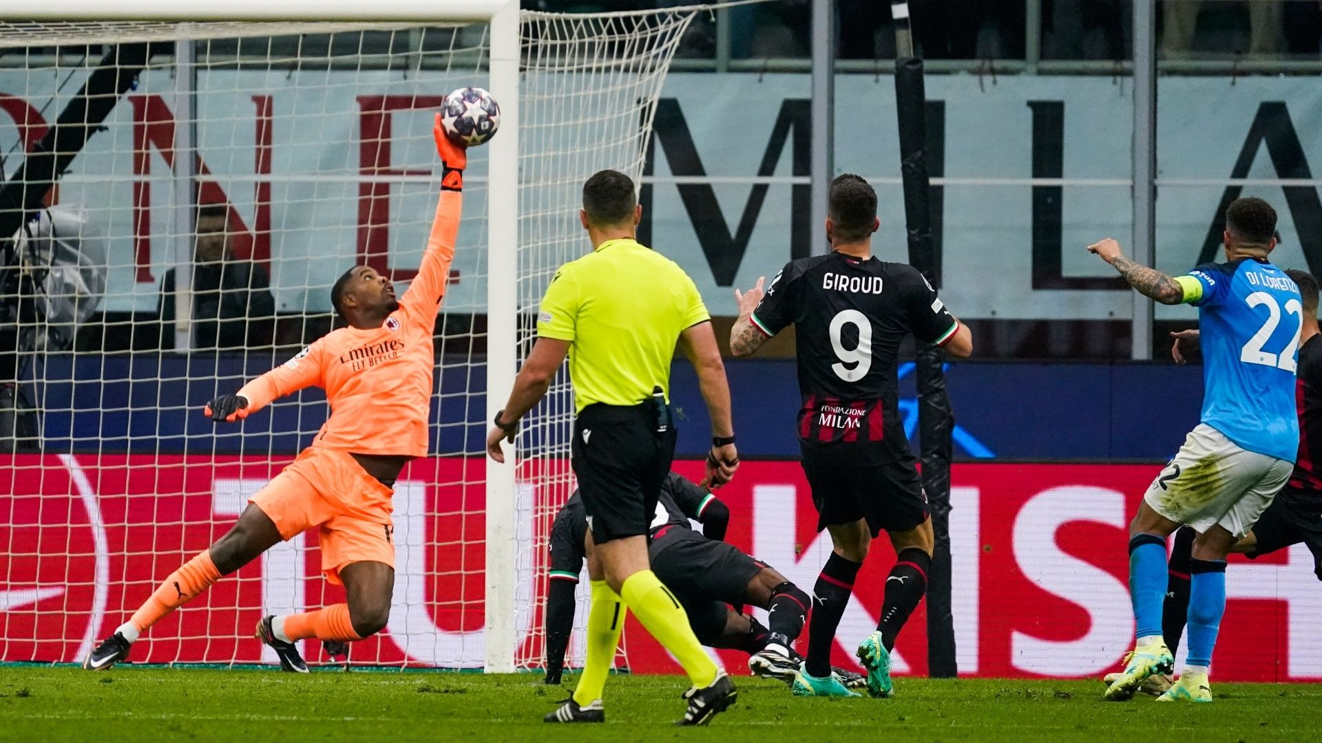 Maignan Milan Napoli