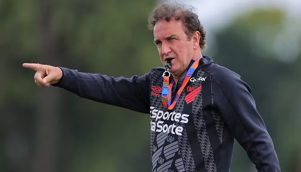 As trocas de técnicos nos times do Brasileirão em 2024; quem demitiu seu treinador e contratou um novo?-Vitória dos dados