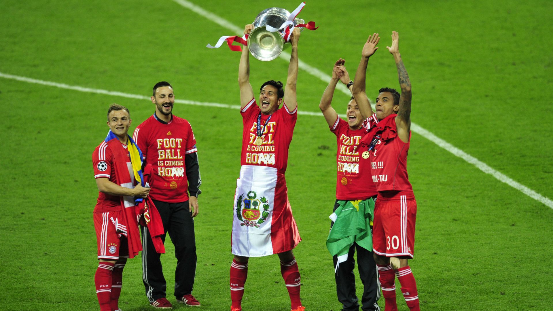 Claudio Pizarro FC Bayern Champions League 25052013