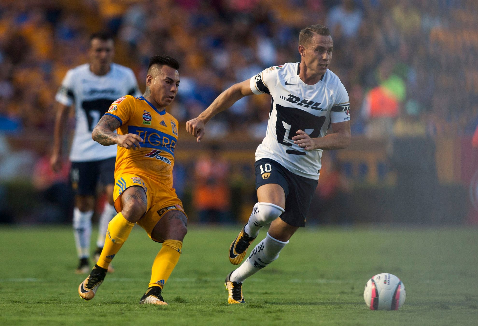 Pumas vs Tigres