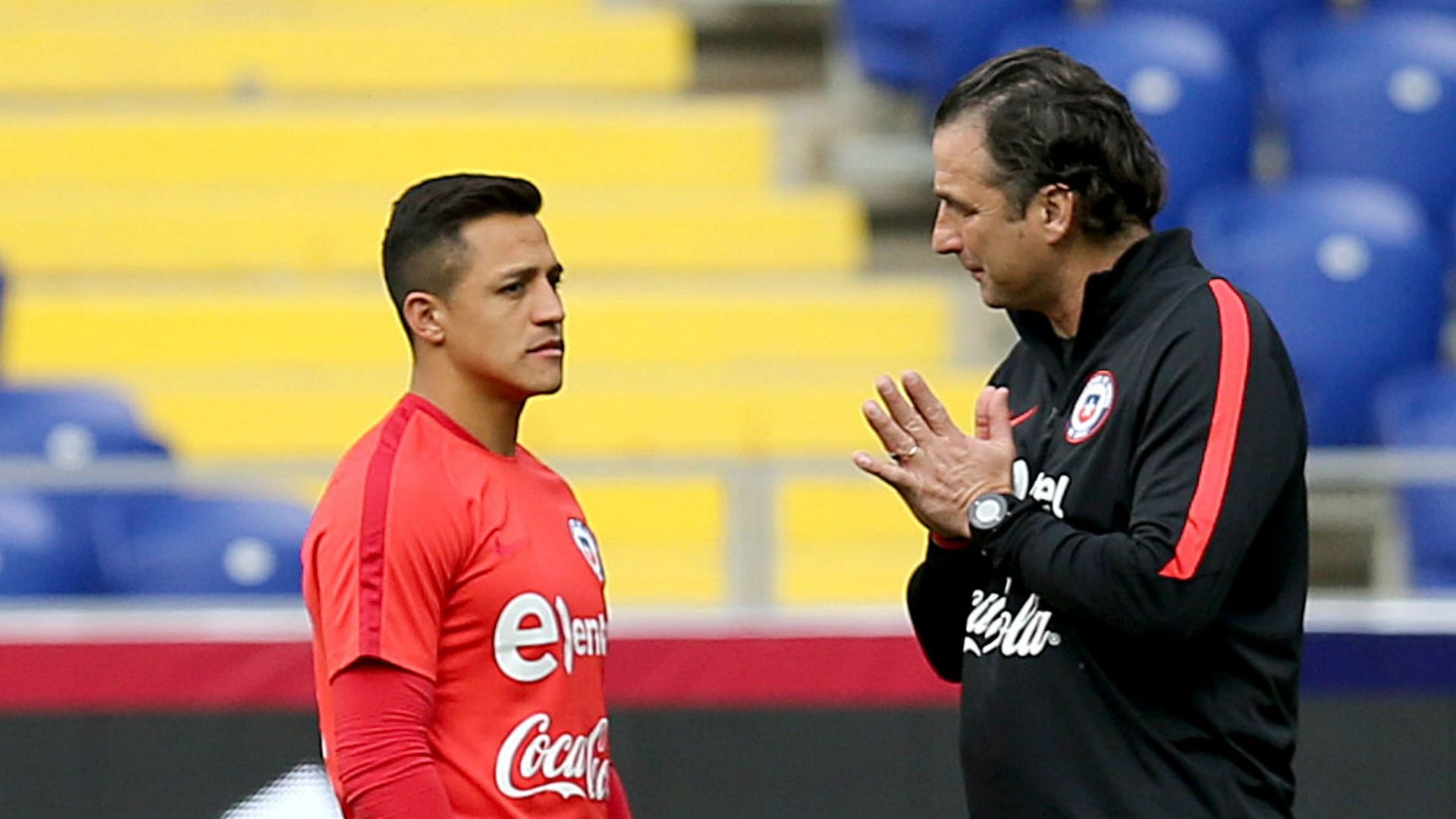 080617 Alexis Sánchez Juan Antonio Pizzi Chile training