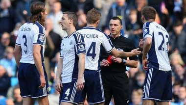Neil Swarbrick Manchester City WBA EPL 03212015