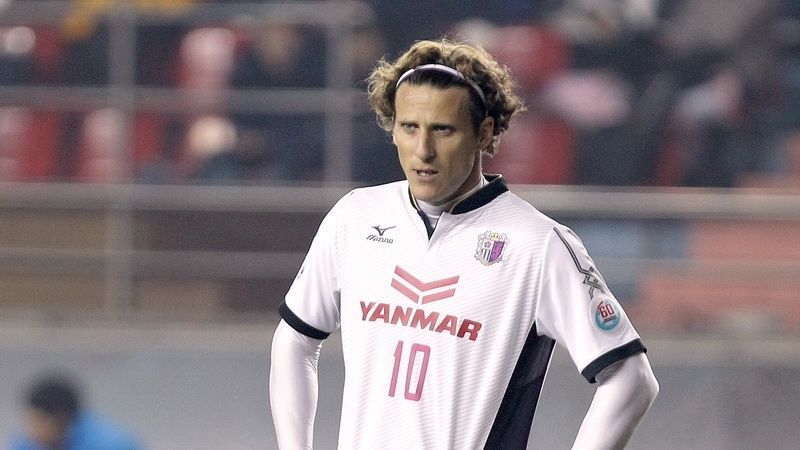 Thai Diego Forlan - Cerezo Osaka