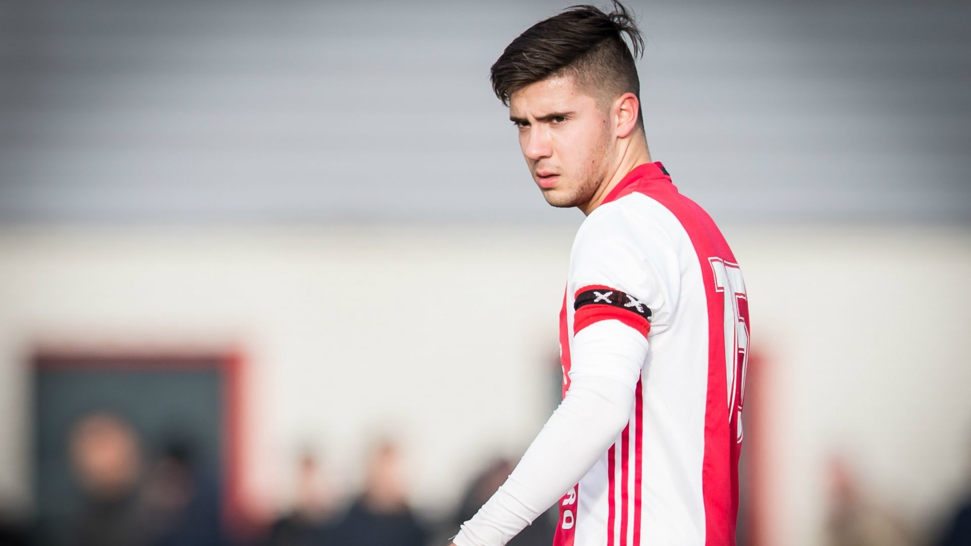 Giovanni de la Vega, Ajax Onder 19