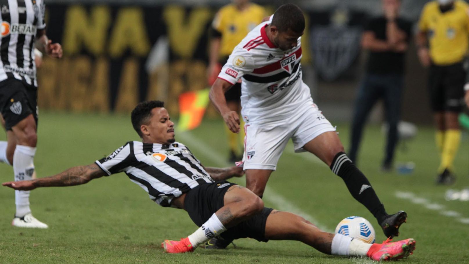 Rojas - Atlético-MG 1 x 0 São Paulo - Brasileirão 2021