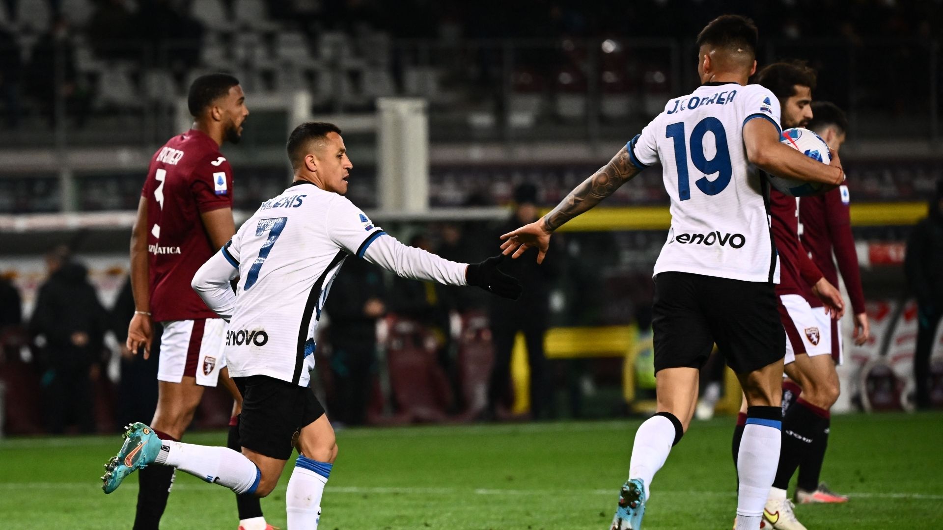 Alexis Sanchez Joaquin Correa Inter