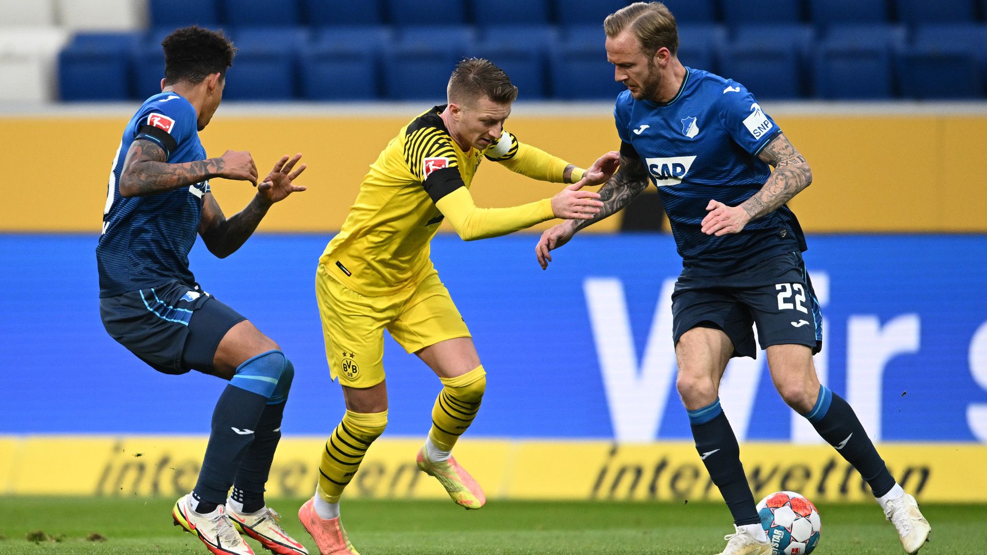 MARCO REUS BORUSSIA DORTMUND BUNDESLIGA 22012022