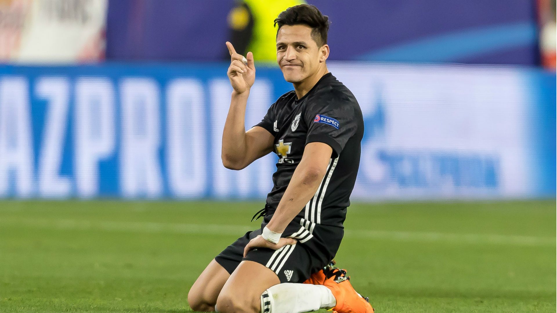 Alexis Sanchez Manchester United Sevilla Champions League