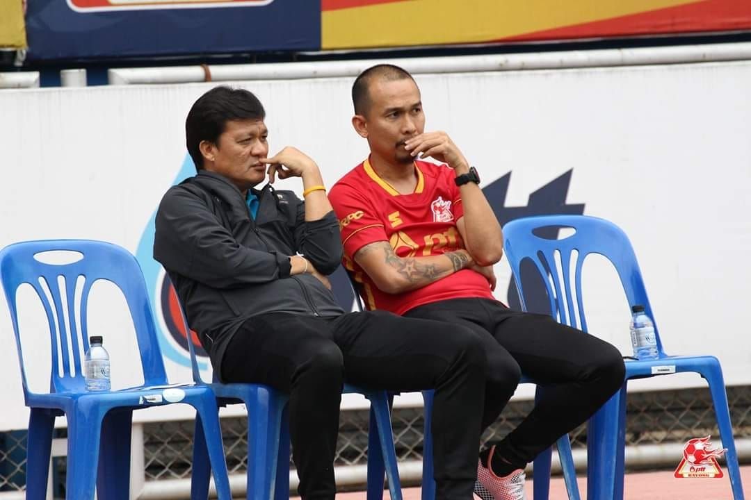 นพพร เอกศาสตรา, ธีรศักดิ์ โพธิ์อ้น