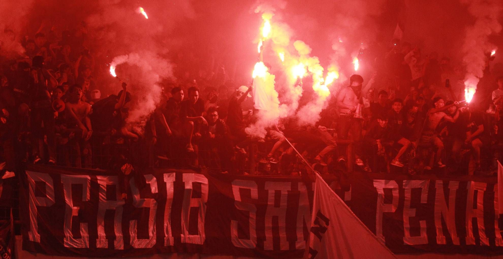 Bobotoh Flare - Persib Bandung (Piala Presiden 2022)