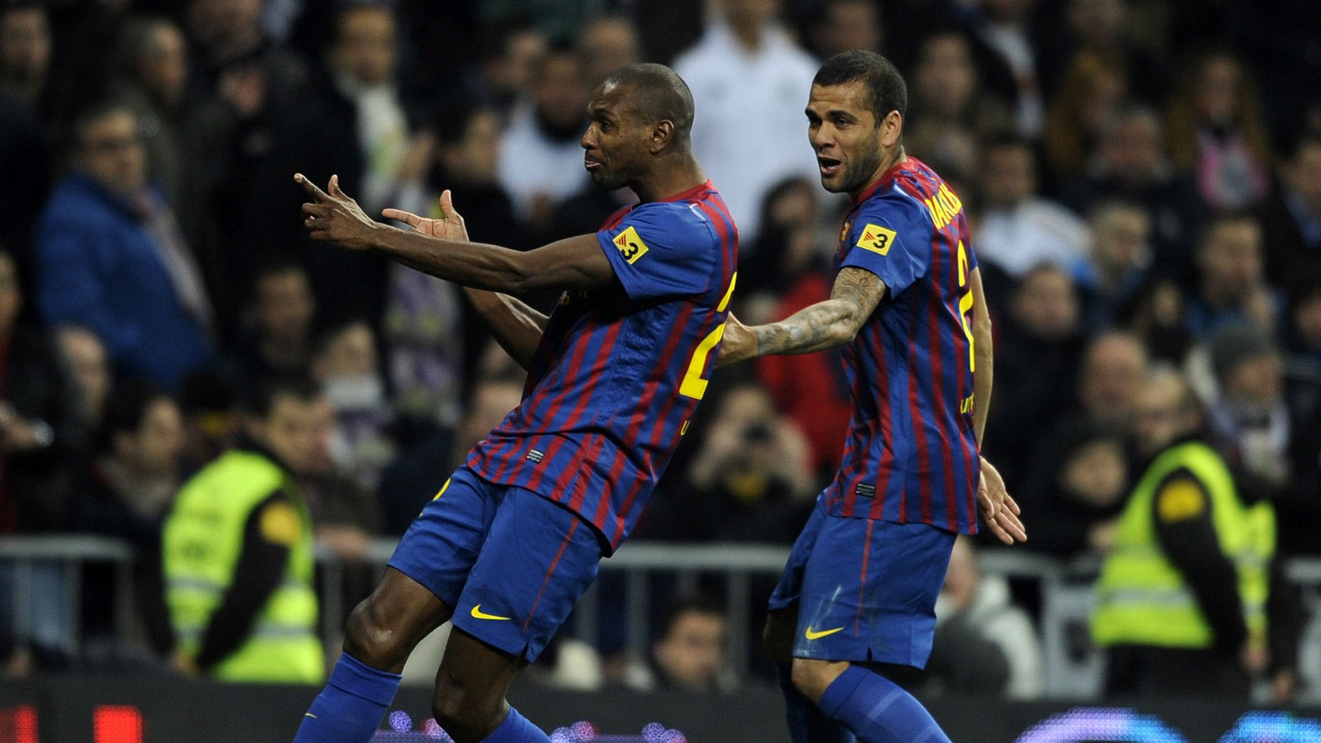 Dani Alves Eric Abidal Barcelona Real Madrid