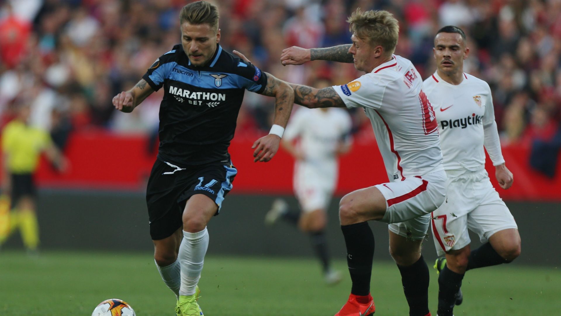 Ciro Immobile Simon Kjaer Sevilla Lazio Europa League